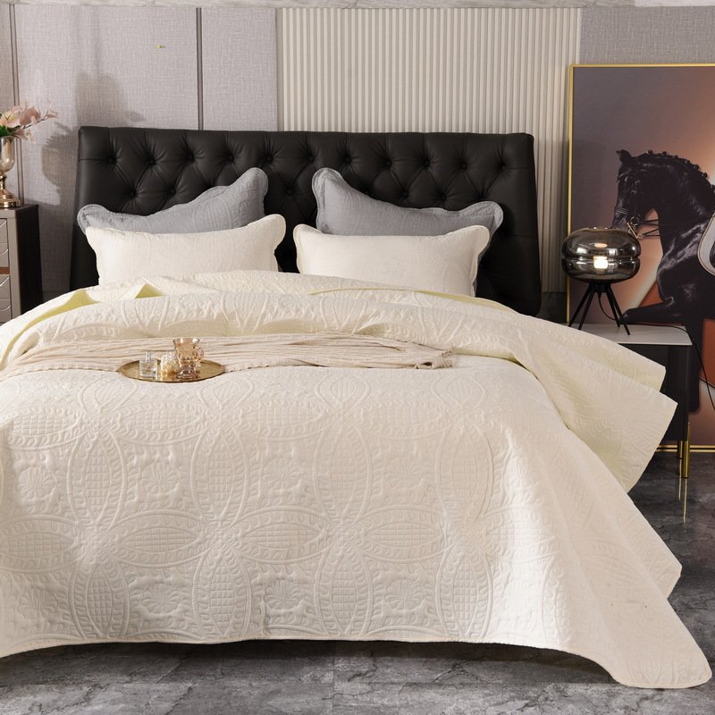 Four-season washed cotton bed covers for export to Russia, ultrasonic quilted quilt outer single bed cover three-piece set wholesale Application Scenario