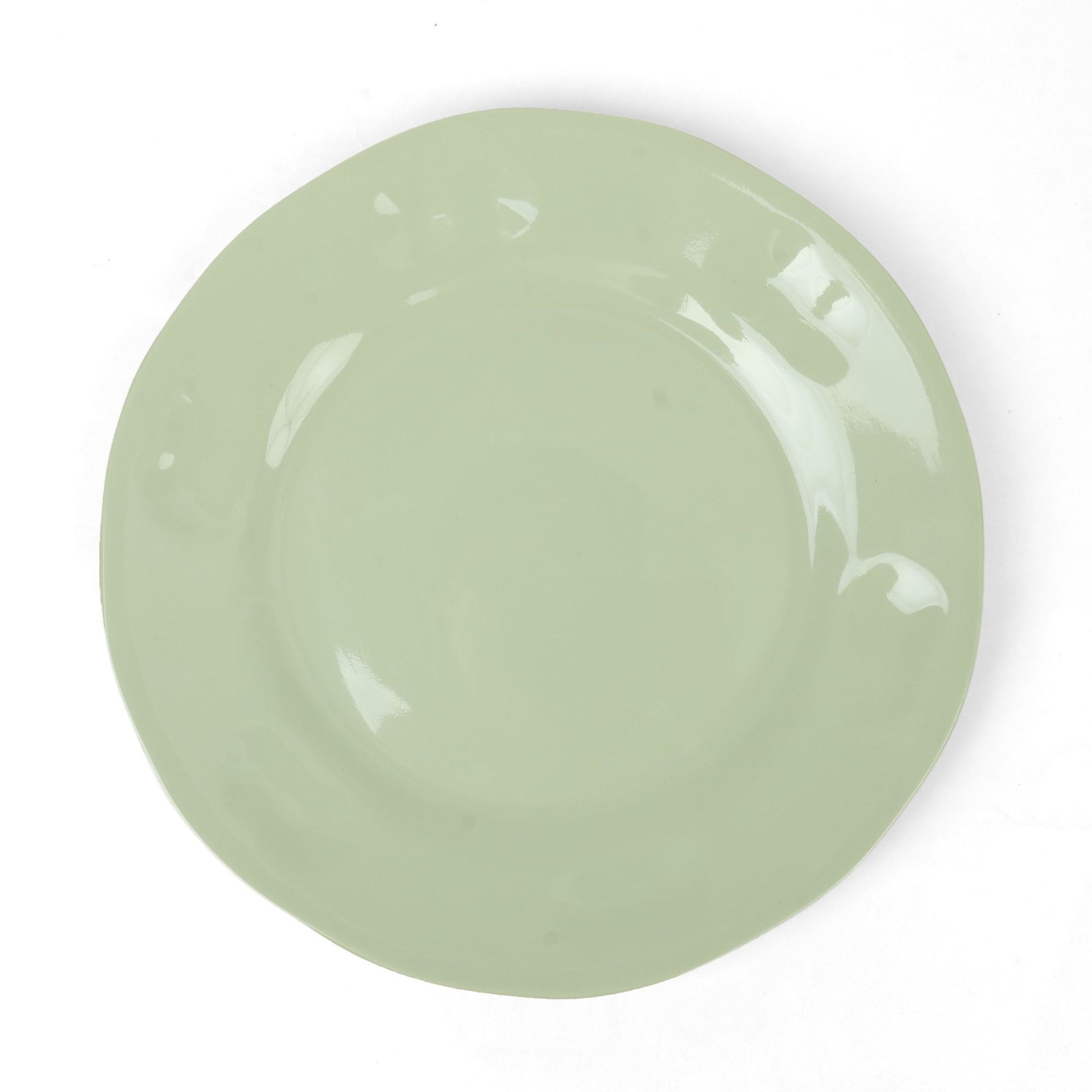 Green plates, melamine tableware, round plates, flat plates, melamine bowls and plates, commercial fast food plates, round Western plates, wholesale of round dishes Application Scenario