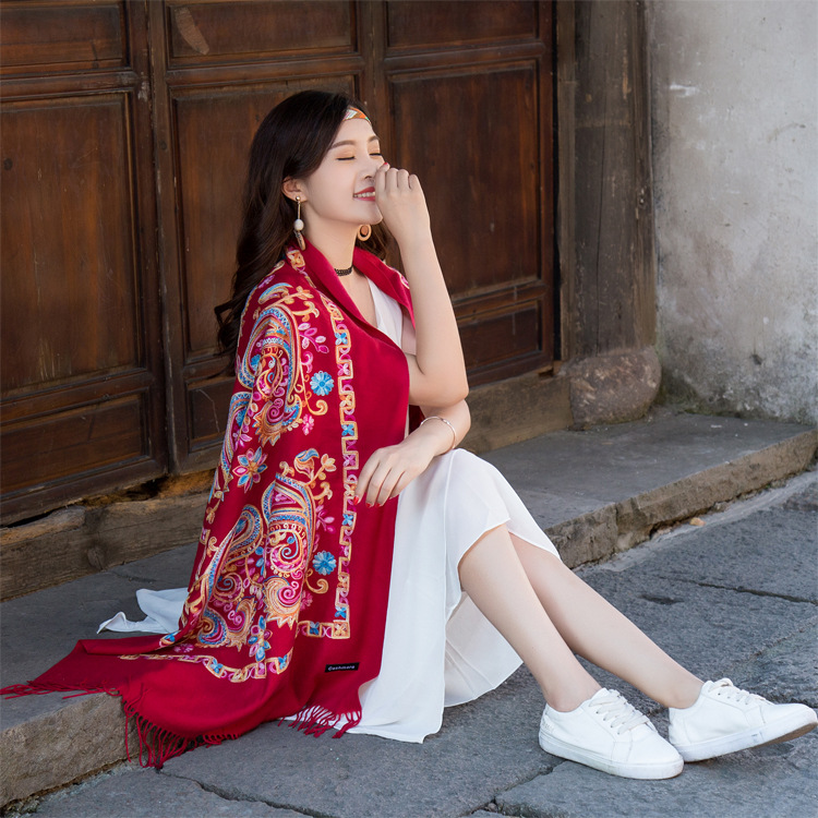 Wholesale of 2021 Autumn/Winter new embroidered imitation cashmere scarf, women's ethnic style shawl, warm tassel cashmere scarf details Picture