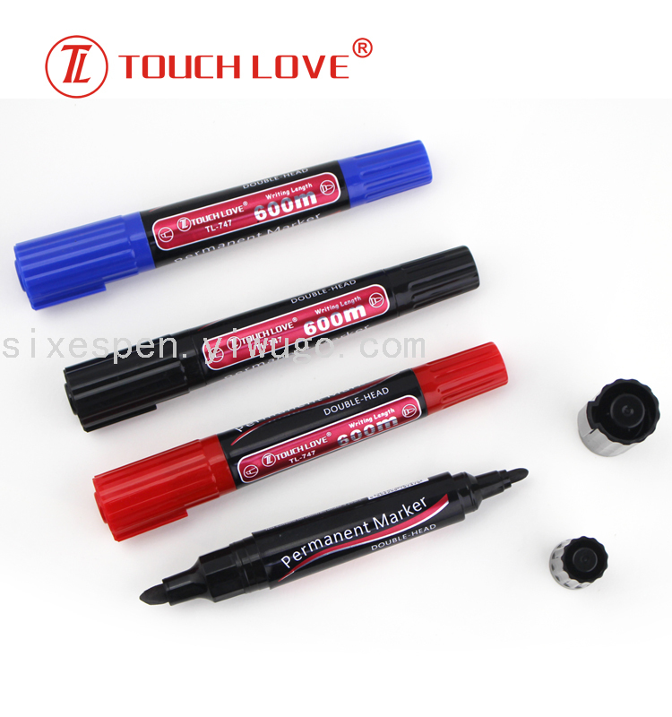 Large double-headed marker pen. Marker pen, shipping mark pen Application Scenario