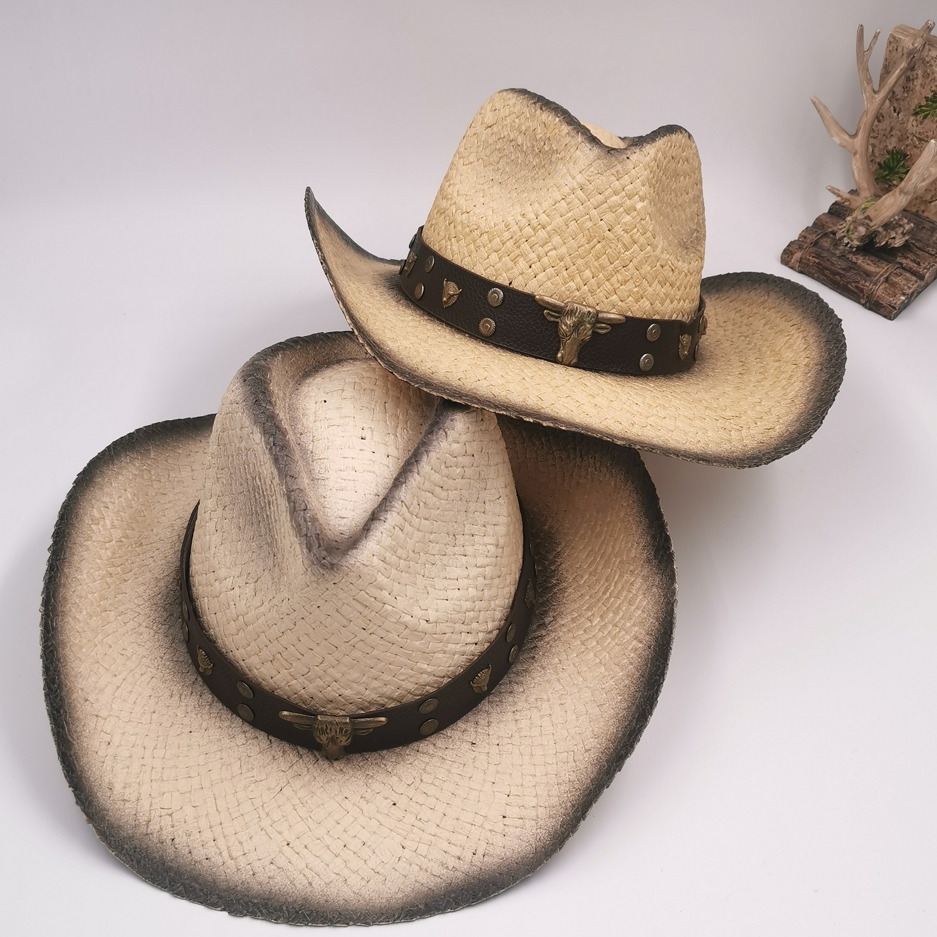 New style top hats, European and American flanged sun hats, jazz top hats, British style retro Lafite straw hats, adult hats wholesale