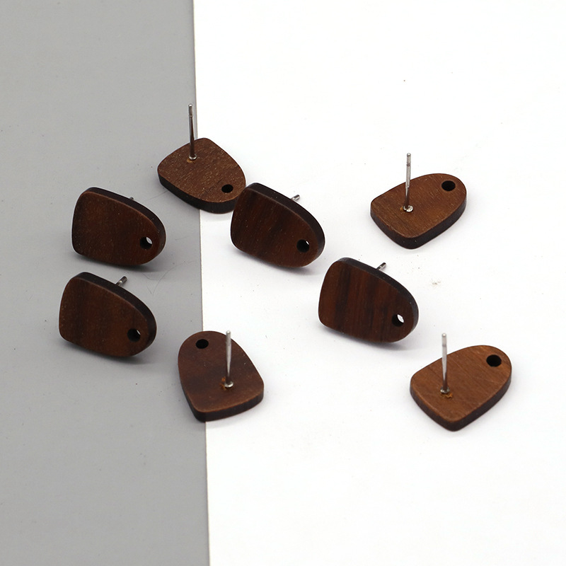 Simple and unique geometric wood ear pins, ear studs with pendants, DIY retro natural color wooden earrings and earrings accessories details Picture
