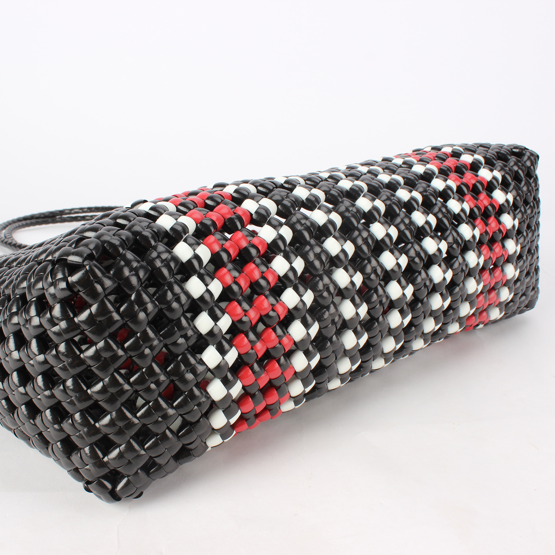 New woven eco-friendly single-shoulder bag, vegetable basket, picnic basket, fashionable handcrafted, fresh and unique, versatile shopping basket Specification image
