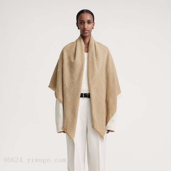 Cross-border wholesale e-commerce live streaming supplies the same style of fringed letter square scarves and large shawls as TOT, with chain supply Item Picture