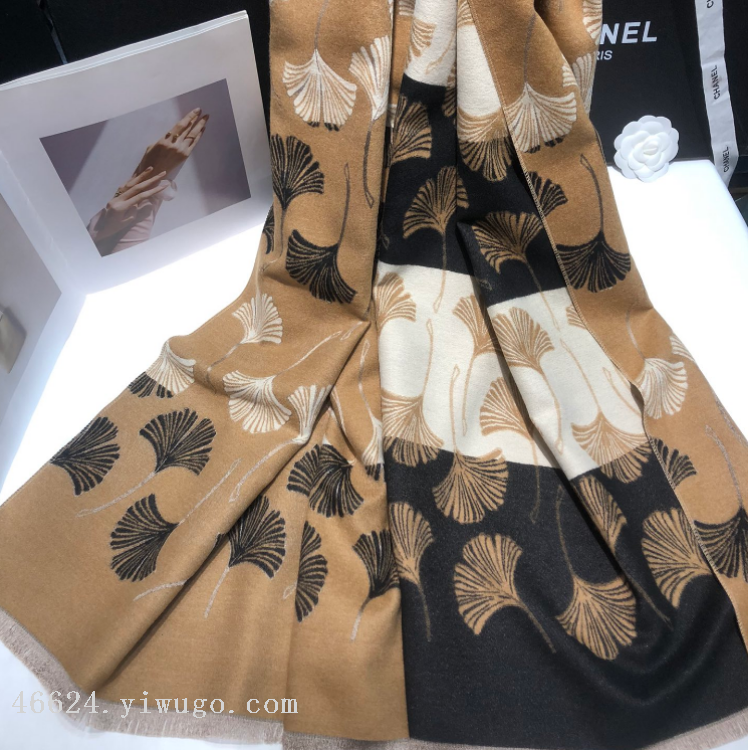 Cross-border scarf wholesale e-commerce live streaming supply chain supply 78 high-speed jacquard series, Ginkgo flower scarves in stock Application Scenario