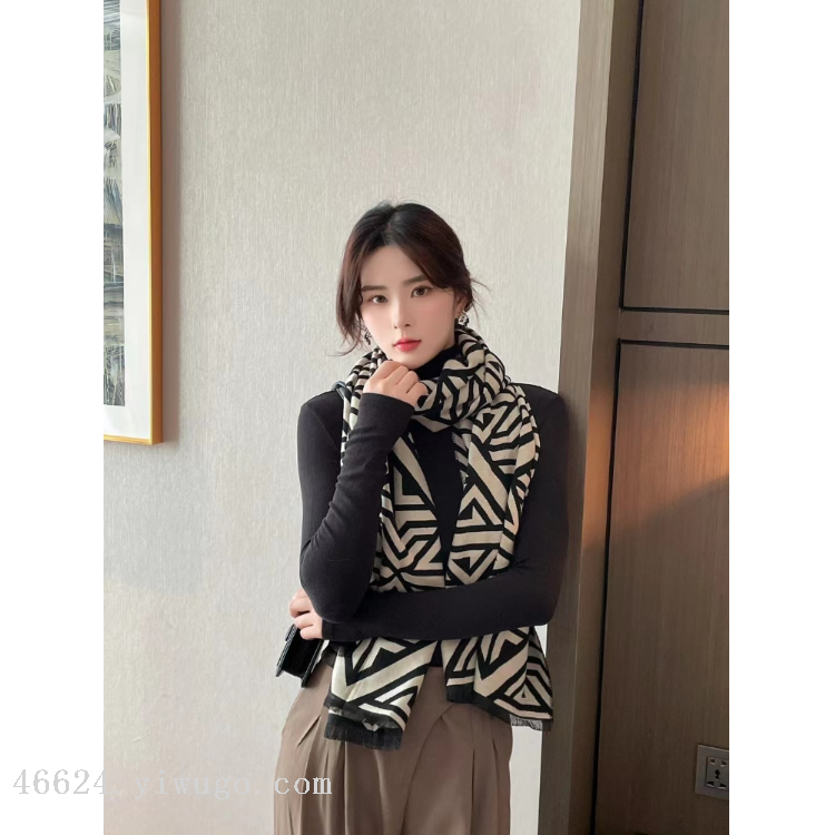 New cross-border scarf wholesale, e-commerce live streaming, supply chain, fashionable jacquard, geometric jacquard Item Picture