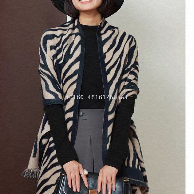 New cross-border export imitation mink wool diagonal scarf, zebra pattern e-commerce live streaming, winter warm scarf wholesale supply chain Specification image