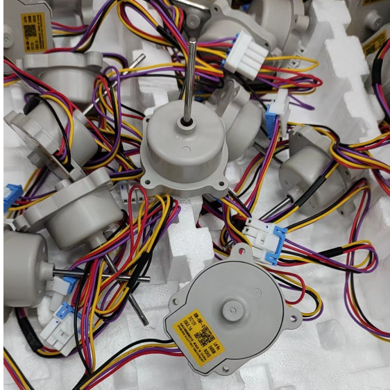 Refrigerator refrigeration fan, freezing fan, small motor, refrigerator evaporator motor, various models of refrigerator freezing fans Item Picture