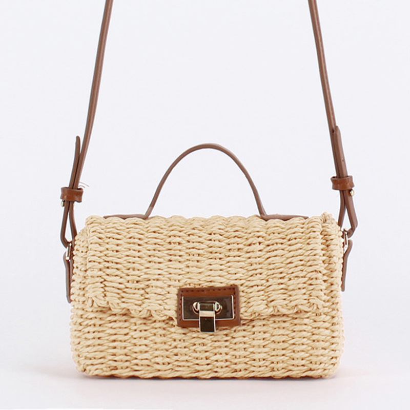 One-piece delivery of a new French retro woven crossbody small square bag, a versatile daily casual bag for travel and seaside vacations full image