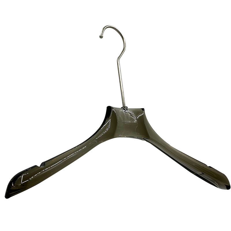 衣架/折叠衣架/塑料衣架/木质儿童衣架/衣服架子白底实物图