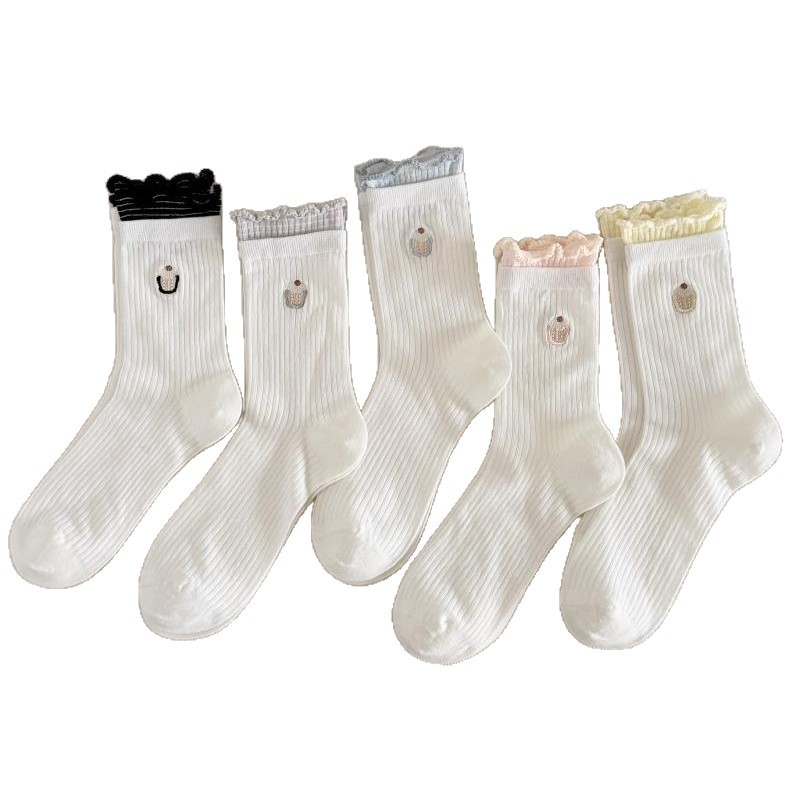 26 Spring New Collection: Korean version white color block, rolled seam, boneless cotton mid-calf women's socks, embroidered cake trendy socks Application Scenario