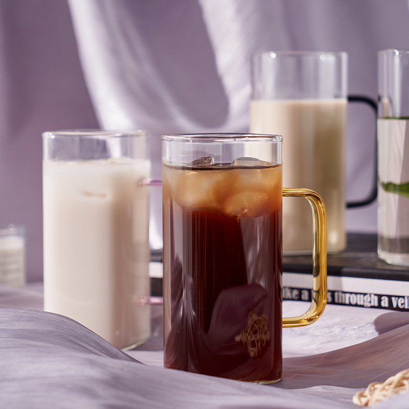Heat-resistant square glass cups with colored handles, universal juice cups, household transparent cups, high borosilicate glass water cups details Picture