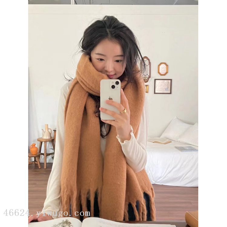 Cross-border scarf wholesale e-commerce live-streaming supply chain, year-round availability, cash payment, single-color thick whiskers Item Picture
