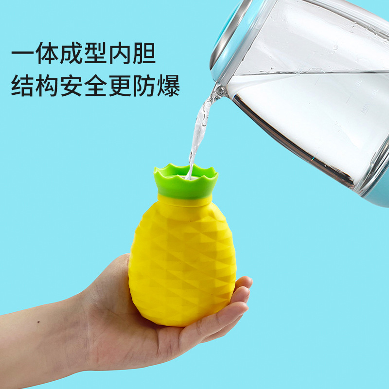 New silicone water-filled hot water bag for women, leak-proof and explosion-proof hot water bag, cartoon children's hot water bag Specification image