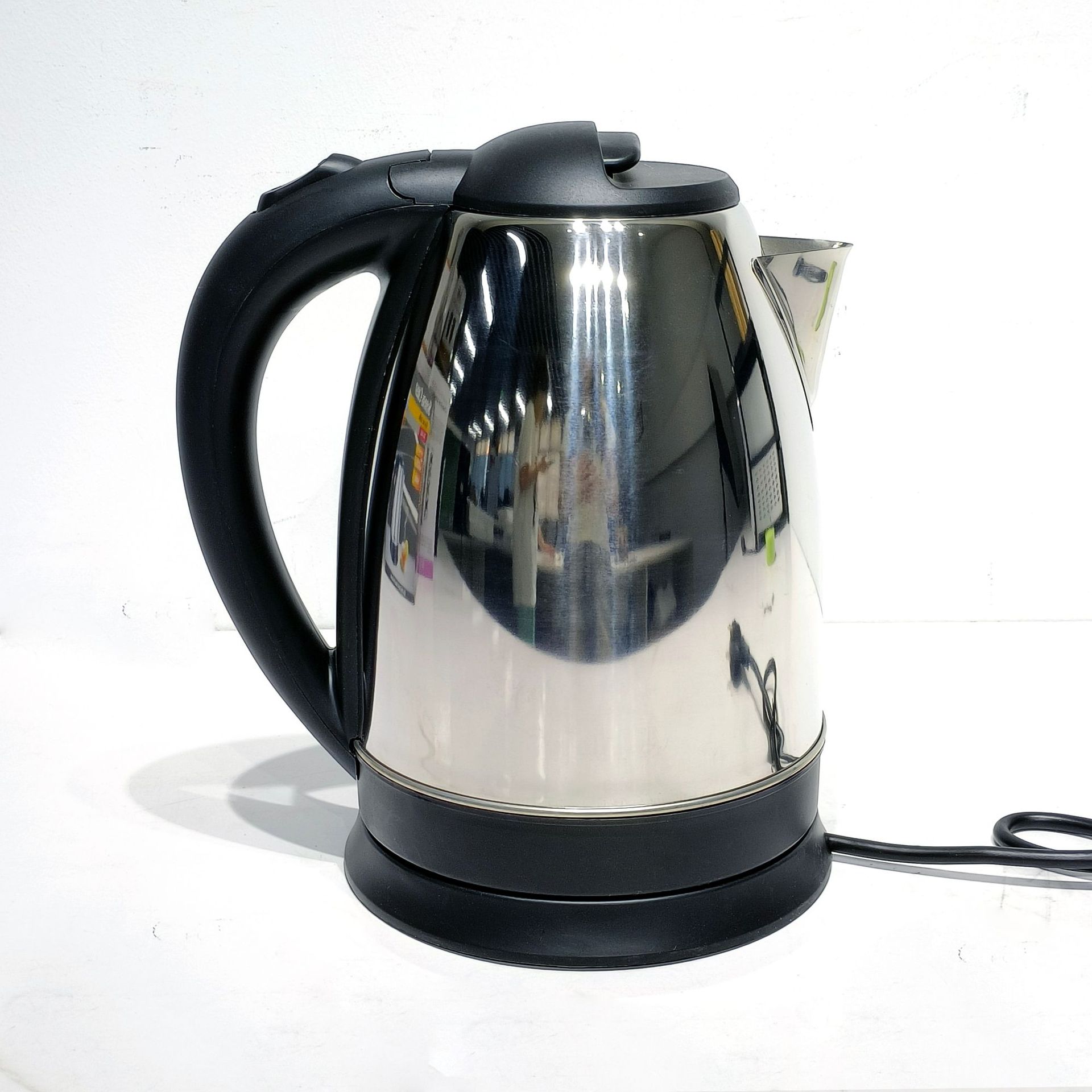 烧水壶欧式/无缝电热水壶/电热水壶/热水壶/电热水壶烧水壶细节图