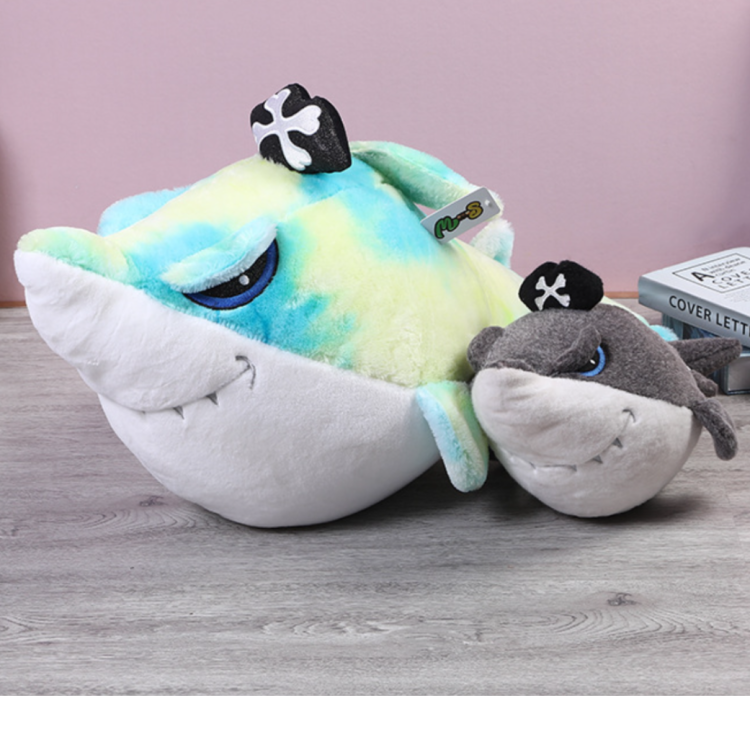 海洋馆礼品海盗鲨鱼 海洋世界公仔玩偶毛绒玩具定制 儿童安抚玩具白底实物图