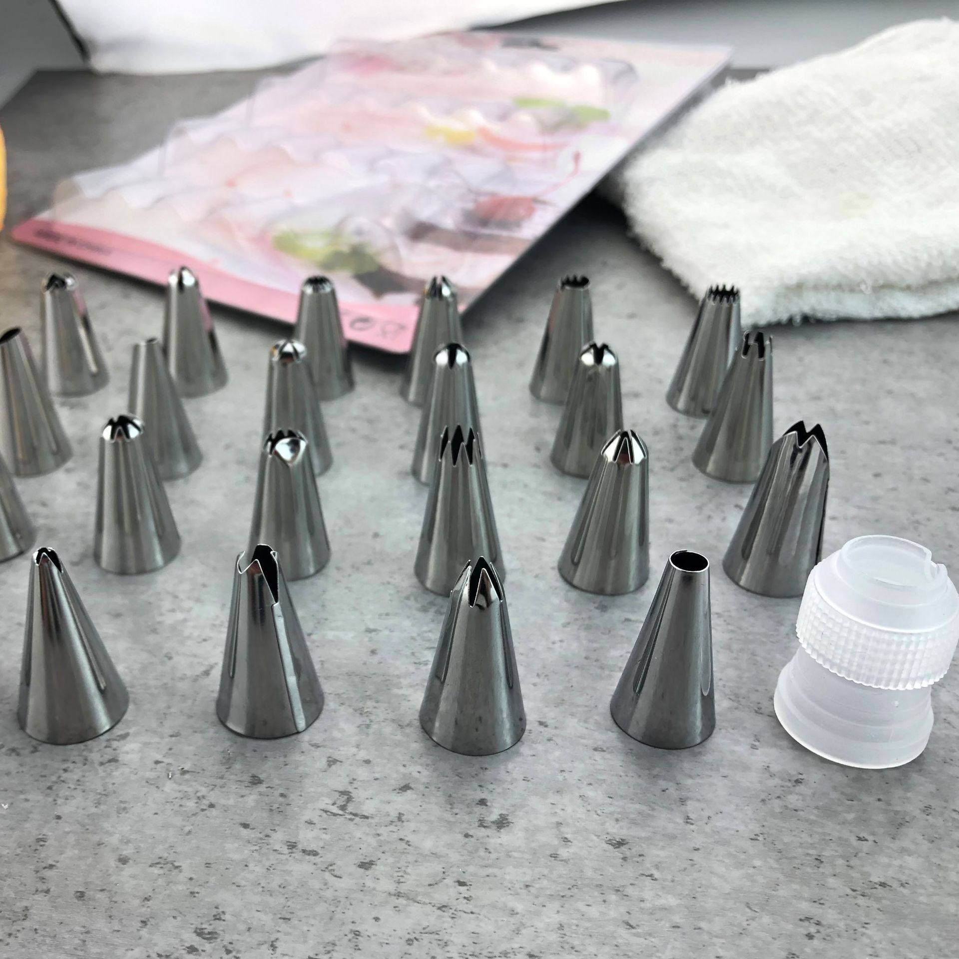 Piping tip set 7/11/23 Cream tip set Stainless Steel piping tip Cake piping tip set Baking tools Specification image