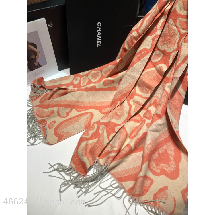 Cross-border scarf wholesale e-commerce live streaming supply chain new order style 65 jacquard series large leopard print Item Picture