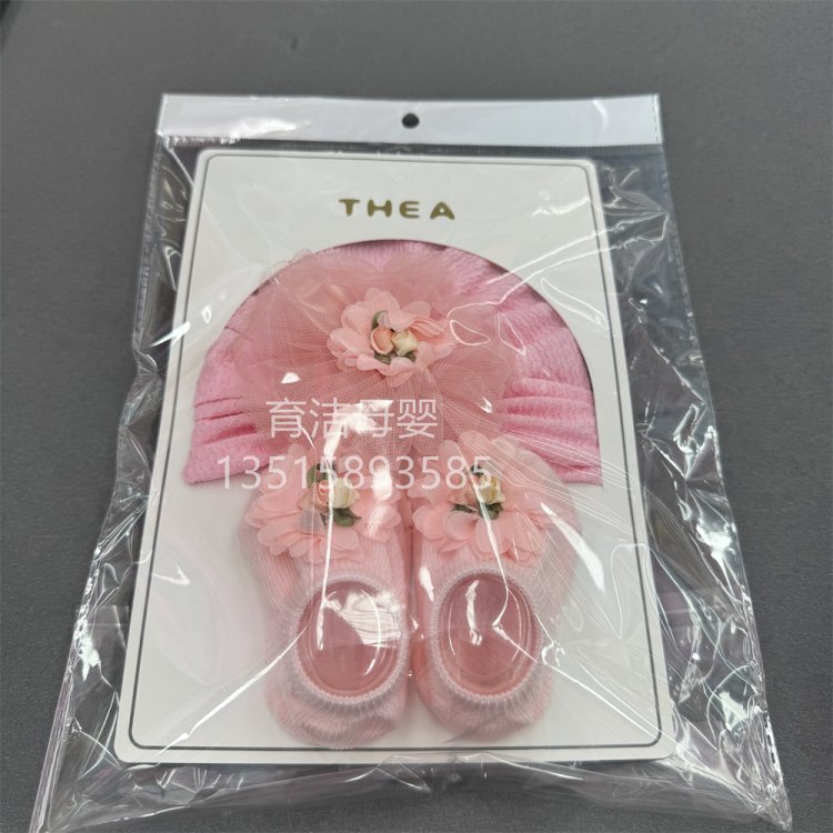 Princess of foreign trade supply, cute baby hat and sock set, Korean-style baby girl fontanelle protection hood, cute flowers details Picture