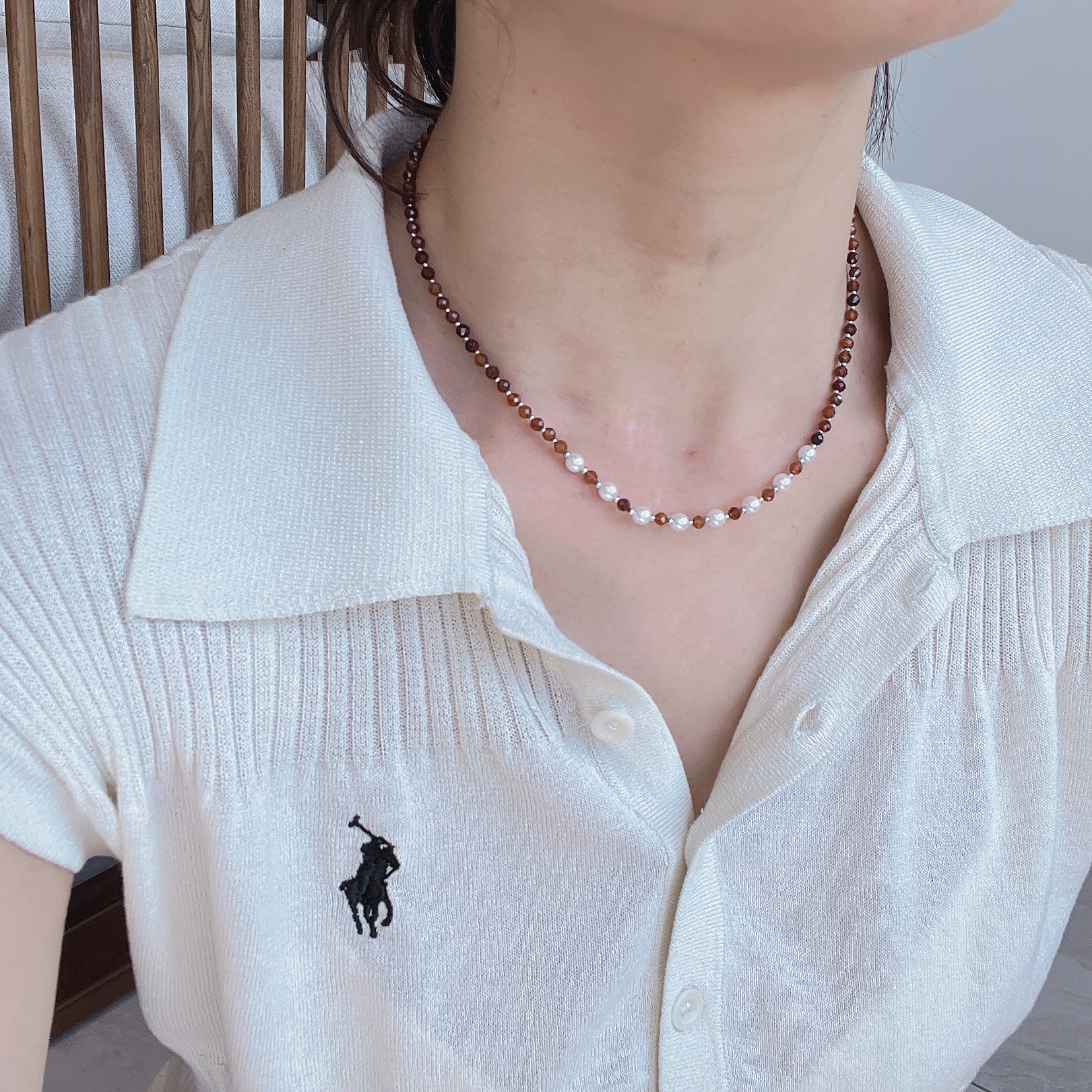 Yunyi Shijia Orange Pomegranate Natural Stone Necklace with beaded design, exuding a sense of high-end, understated luxury style, light luxury and niche collarbone chain, high cost performance, natural stone necklace Specification image