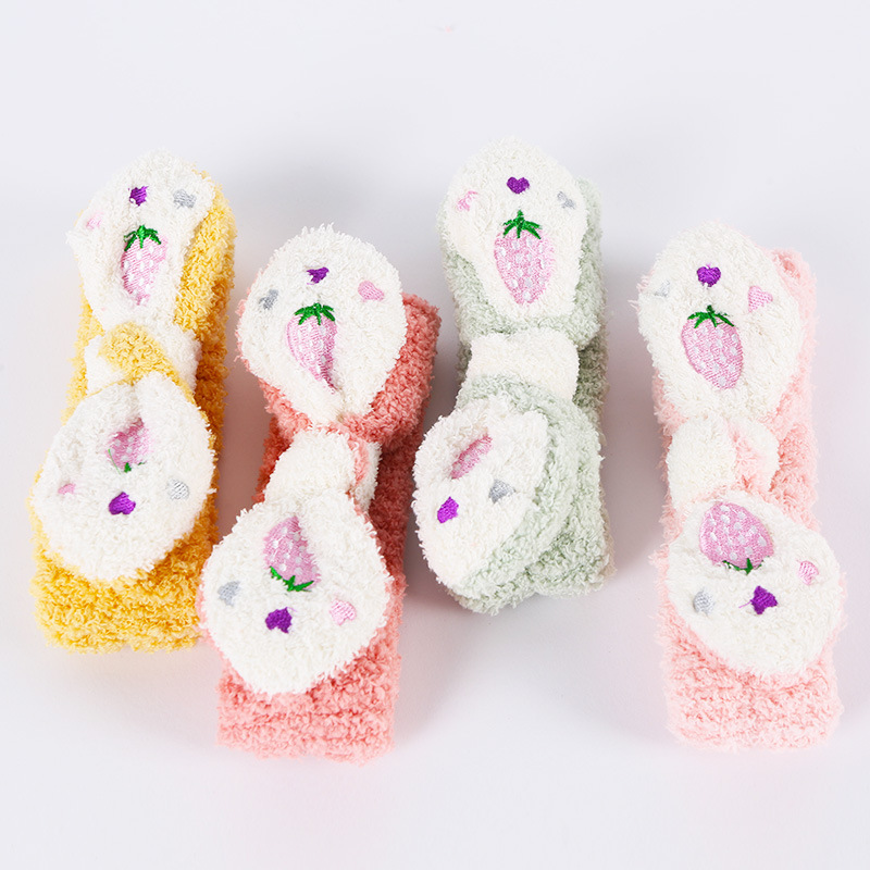 Bow hair band, face wash makeup tie hair band, bow head band, wide edge hair band, hair accessory wholesale Application Scenario