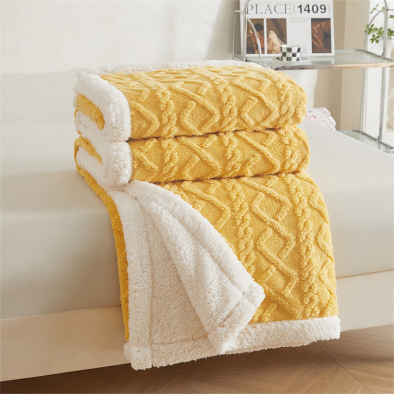 Cross-border fleece and thickened Taffy fleece sheepskin fleece flanged blanket, blanket for midday rest, store anniversary gift blanket