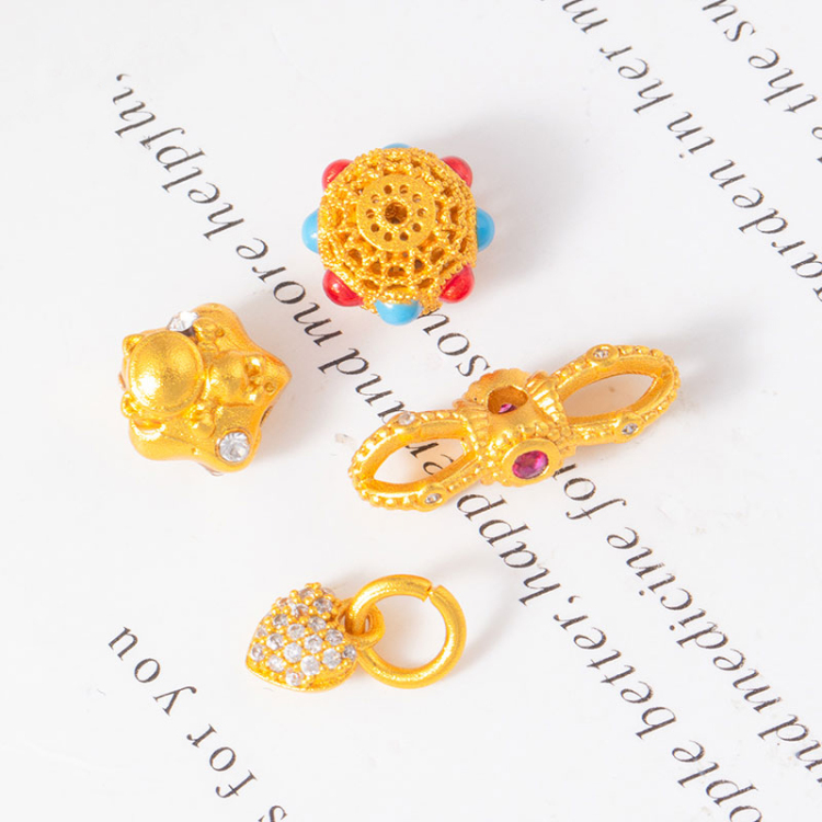 久不掉色吊坠国风红蓝锆石镂空隔珠爱心镶钻吊坠送女友