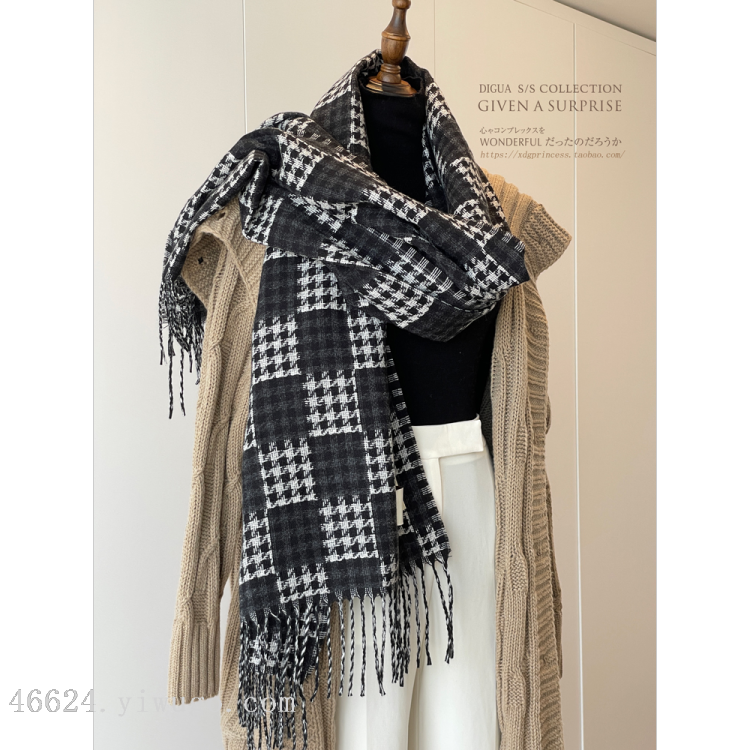 Cross-border scarf wholesale e-commerce live streaming supply chain Retro series double-sided checkerboard checkered scarf Item Picture