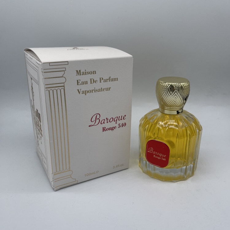 عطر عربي جديد من التجارة الخارجية عبر الحدود في دبي يحتوي على 100ml Baroke ROUGE 540 إكستريمي details Picture