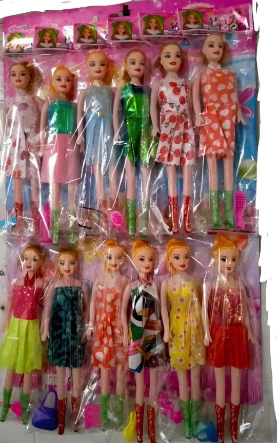 Original manufacturer's exclusive export supply of Barbie headwear accessories, keychains, pendants, dolls and Barbie dolls Specification image