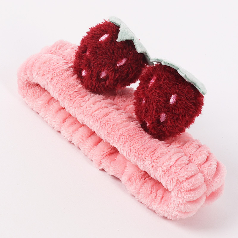 Soft coral fleece cute style cartoon fruit strawberry home hair band, face wash makeup beauty gift hair band Item Picture