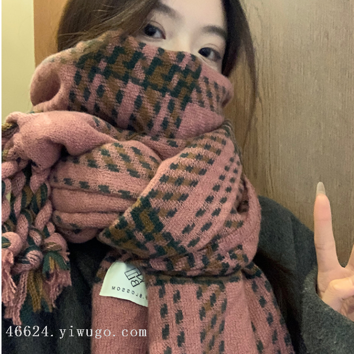 Checkered tassel scarf for women's autumn and winter 2023 new Korean style, versatile, thick and warm shawl, dual-purpose Christmas gift Specification image