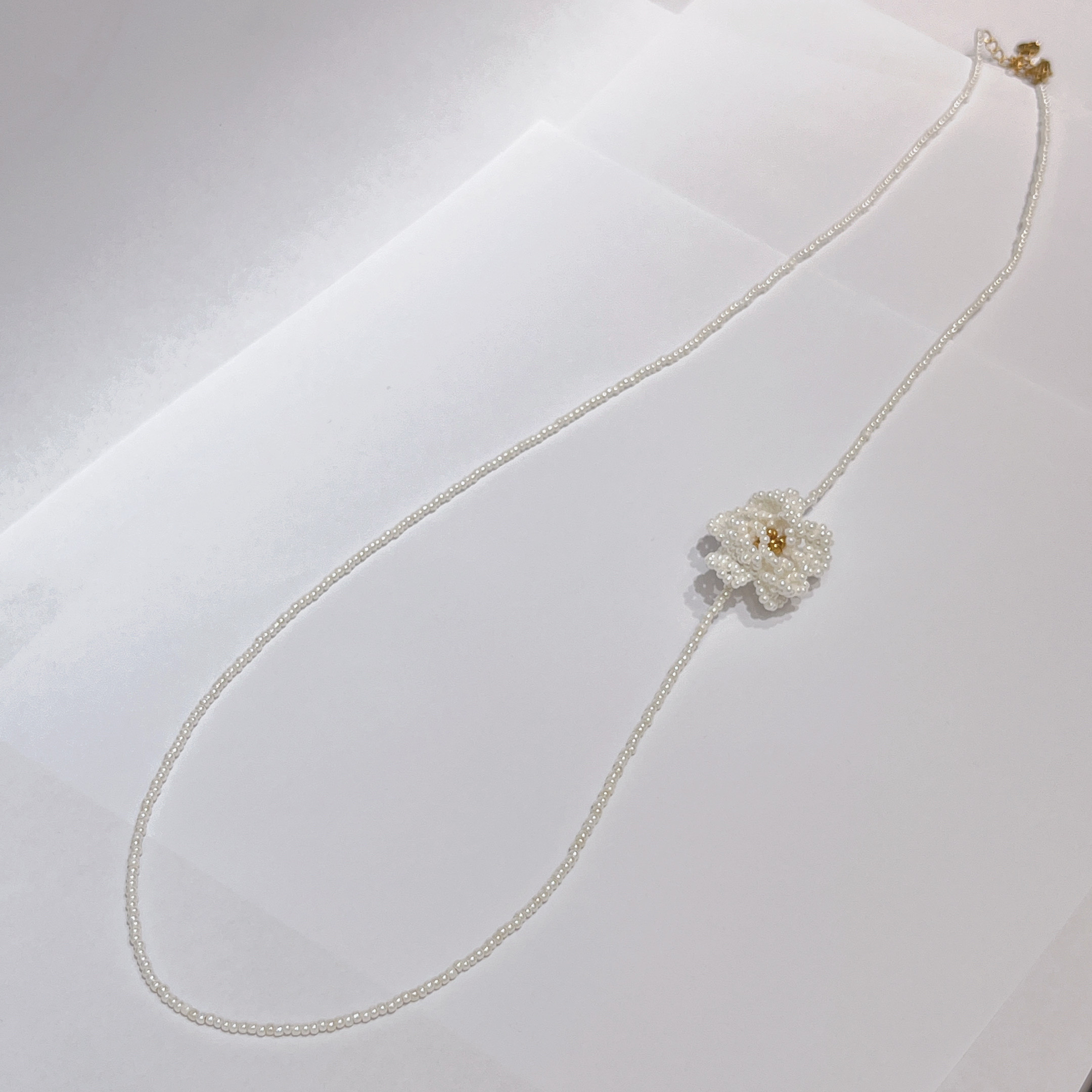 银饰/项链/金色链子/珍珠/梵克雅宝单花项链细节图