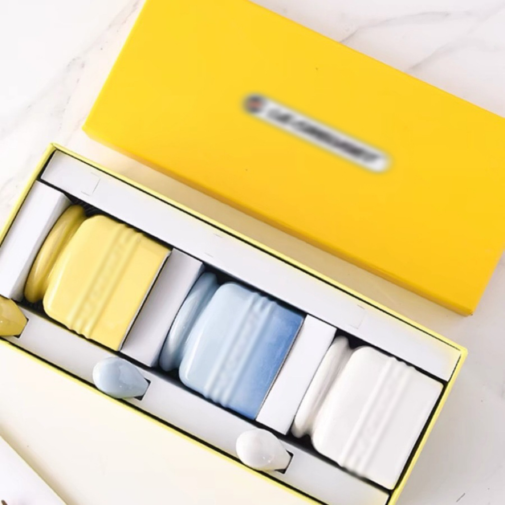 European-style kitchenware, ceramic seasoning jar, kitchen household seasoning salt jar, seasoning jar gift box set details Picture