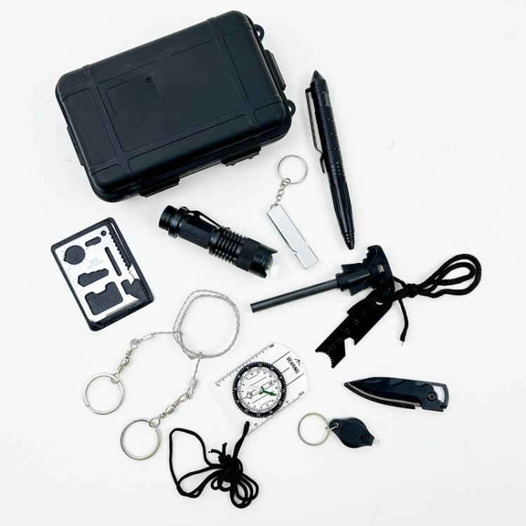 户外应急工具套装Outdoor emergency tool kit