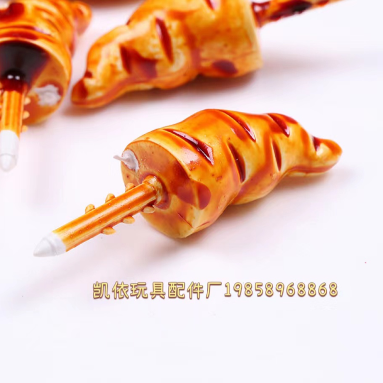 厂家直销圣诞老人雪人鼻子 塑料玩具配件diy 圣诞节卡通塑料配件