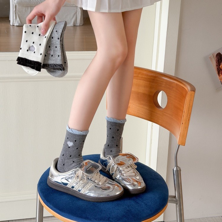 Spring new socks: Japanese-style cotton mid-calf women's socks with bubble openings, embroidered heart-shaped bows and contrasting color dots
