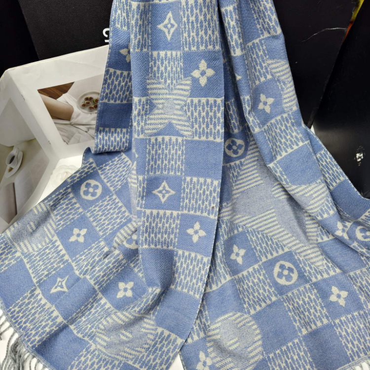 Cross-border in-stock, cross-border scarf wholesale, e-commerce live streaming, supply chain, jacquard double C briqued Specification image