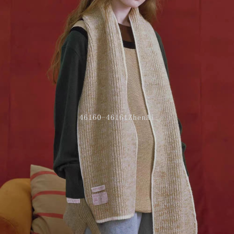 The new in-stock cross-border wholesale e-commerce live stream for Korean customers features an inlaid pattern overall scarf that is very simple Specification image