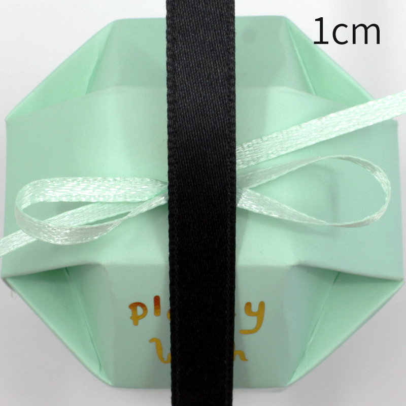 Factory direct sales of Korean-style double-sided polyester-cotton ribbons, hand-tied bow webbing, gift packaging ribbons, and clothing accessories Item Picture