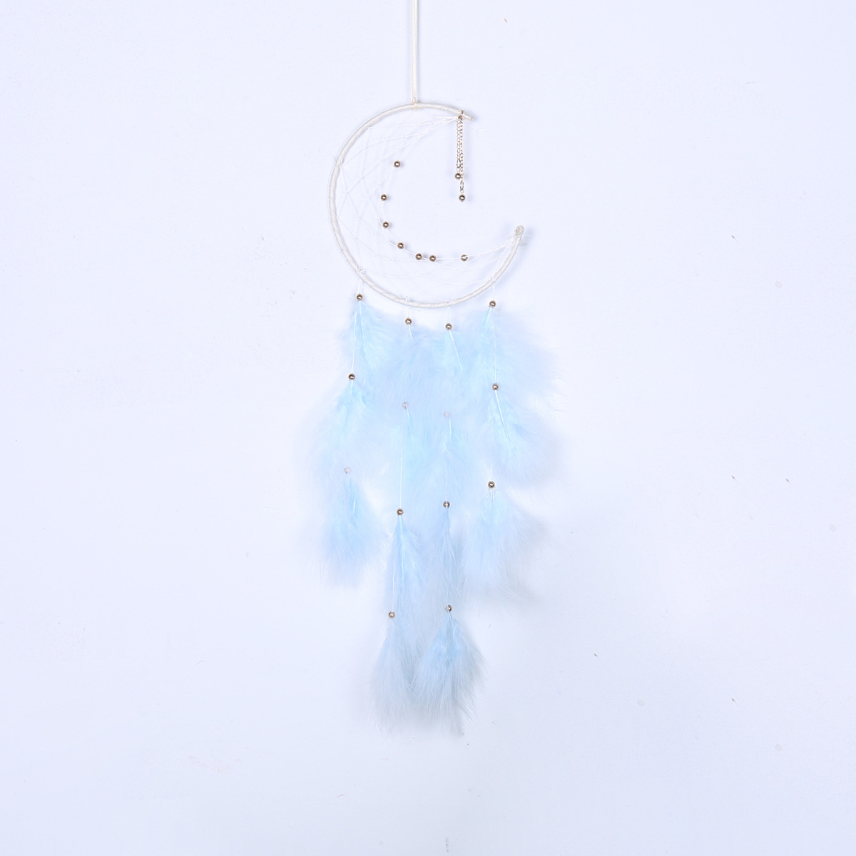 The girl's heart is attached to the room decoration of the dream catcher. Light blue crescent-shaped dream catcher pendant, wall hanging, wall decoration and home decoration Specification image