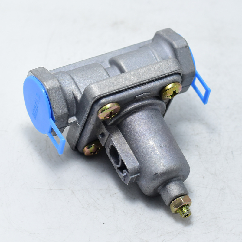 Relief valve 4341001300, parts and components for European heavy-duty trucks, Sinotruk trucks and buses Specification image