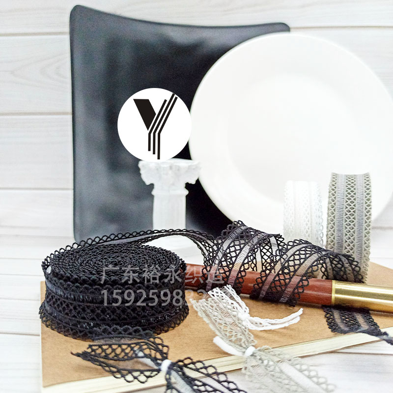 The manufacturer has in stock three-row fish-thread elastic bands, black and white underwear, lace swimsuits, elastic woven bands and hair accessories details Picture