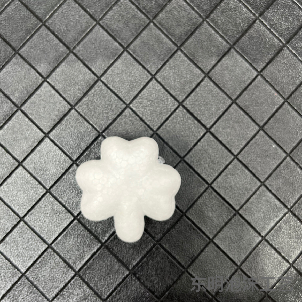 Foam ball, clover, Polystyrene leaf clover 8, DIY toy, painted hair band, decorative accessories Specification image