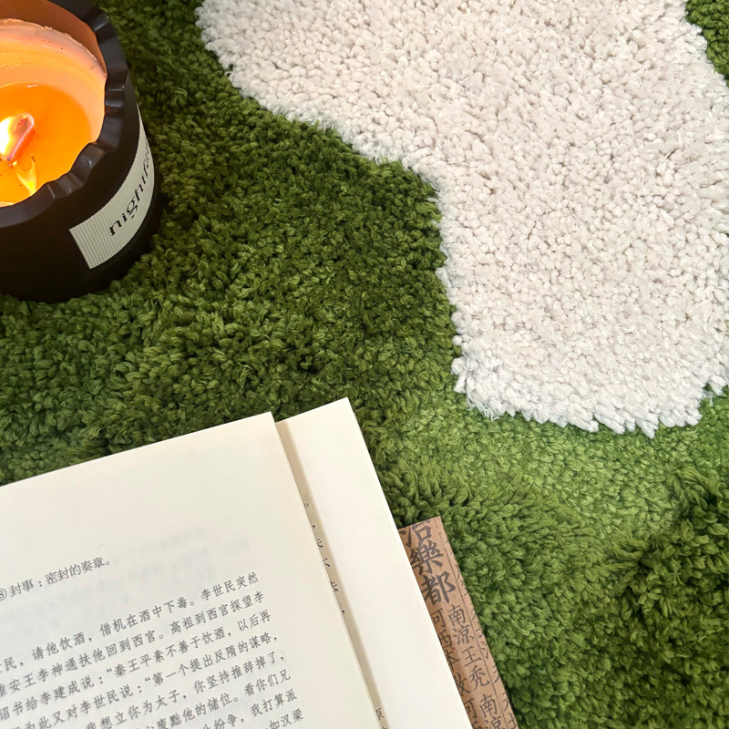 Forest-style moss carpet, thickened plush bed mat for the bedroom, sofa and chair floor mat for the living room, and irregular-shaped coffee table mat for the balcony