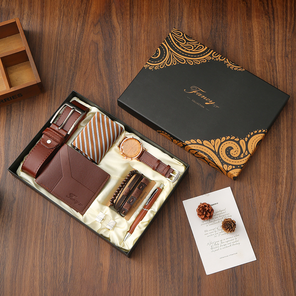 Cross border premium business gift set cinturón de cuero cartera llavero cuarzo traje de reloj de hombre reunión anual acompañante regalo de mano Specification image
