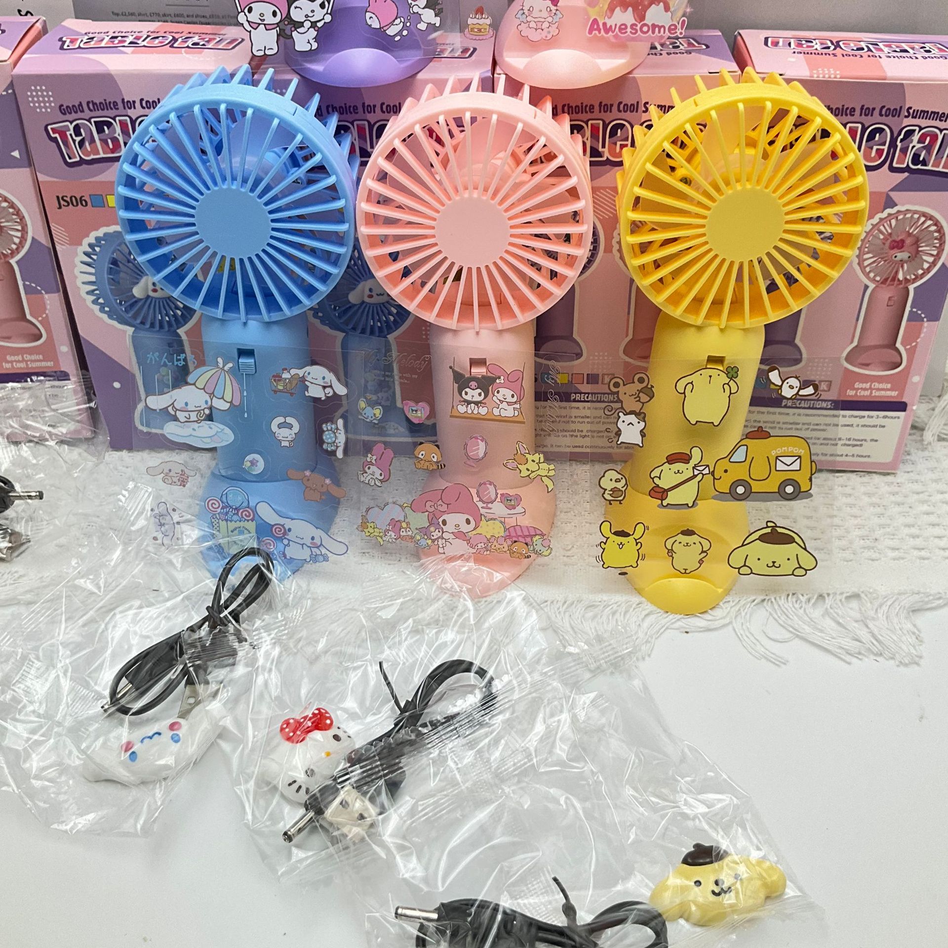 Sanrio outdoor portable fan, Kuromi Melody Cinnamon Dog with Sticker diy fan, USB desktop charging fan Specification image