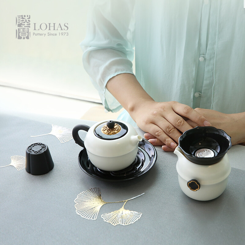 Lu Bao Ceramic Tea Set, a complete set of tea sets, new Chinese-style tea brewing gift box, crabapple Qinghuan tea gift set, local flavor details Picture