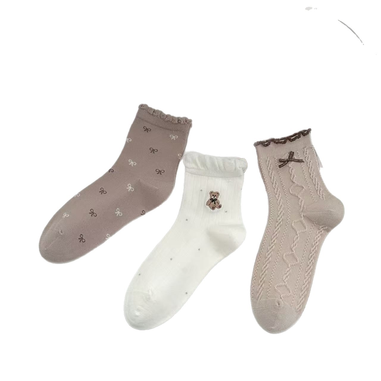 Autumn and winter new mid-calf socks, brown and white socks, light-colored mid-calf socks, women's socks, autumn and winter socks Application Scenario
