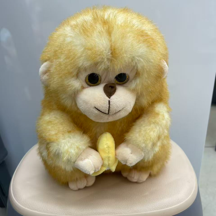 Cute golden monkey plush toys, real orangutans, banana monkey dolls, claw machine dolls, zodiac monkey gifts Application Scenario